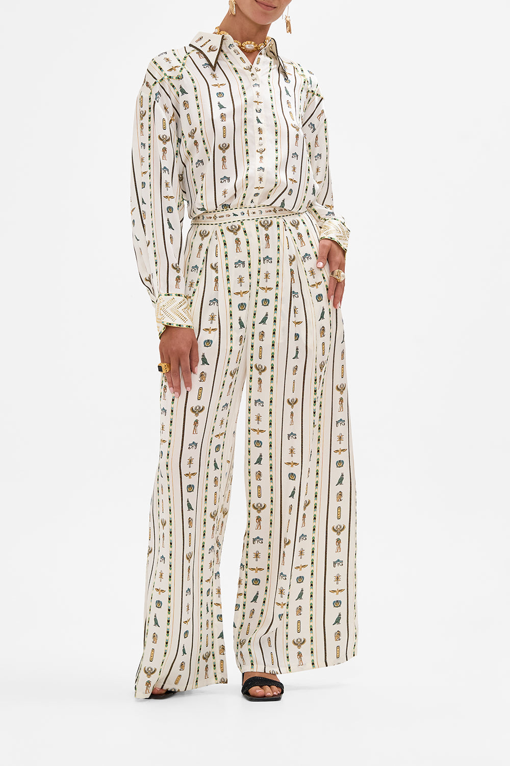 CAMILLA_00033029_TUCK_FRONT_PANT_VALLEY_OF_THE_QUEENS__1