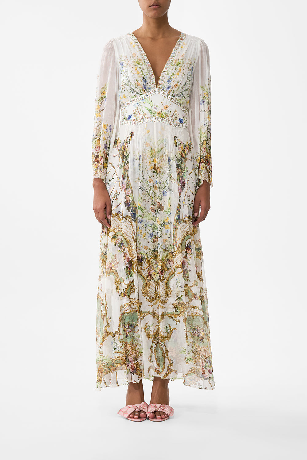 CAMILLA_00037833_FLARED_SLEEVE_DRESS_DRESSING_ROOM_DRAMA_1
