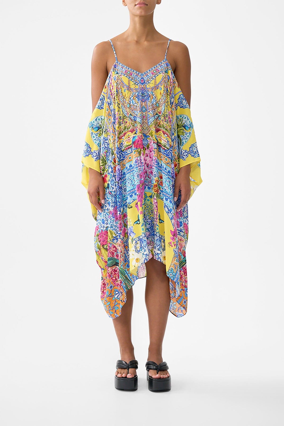 CAMILLA_00038476_SHORT_DROP_SHOULDER_STRAP_KAFTAN_SULTANAHMET_SUMMER_1