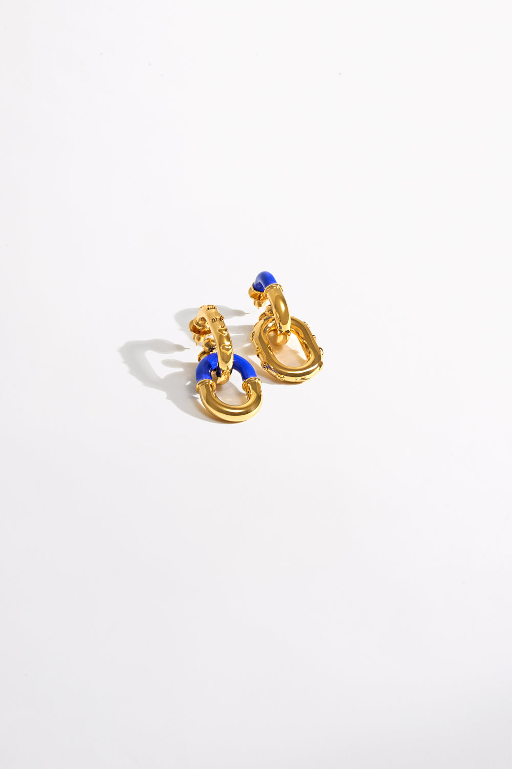 CAMILLA_00039163_ARTISAN_ARTILLERY_EARRINGS_GHOST_1