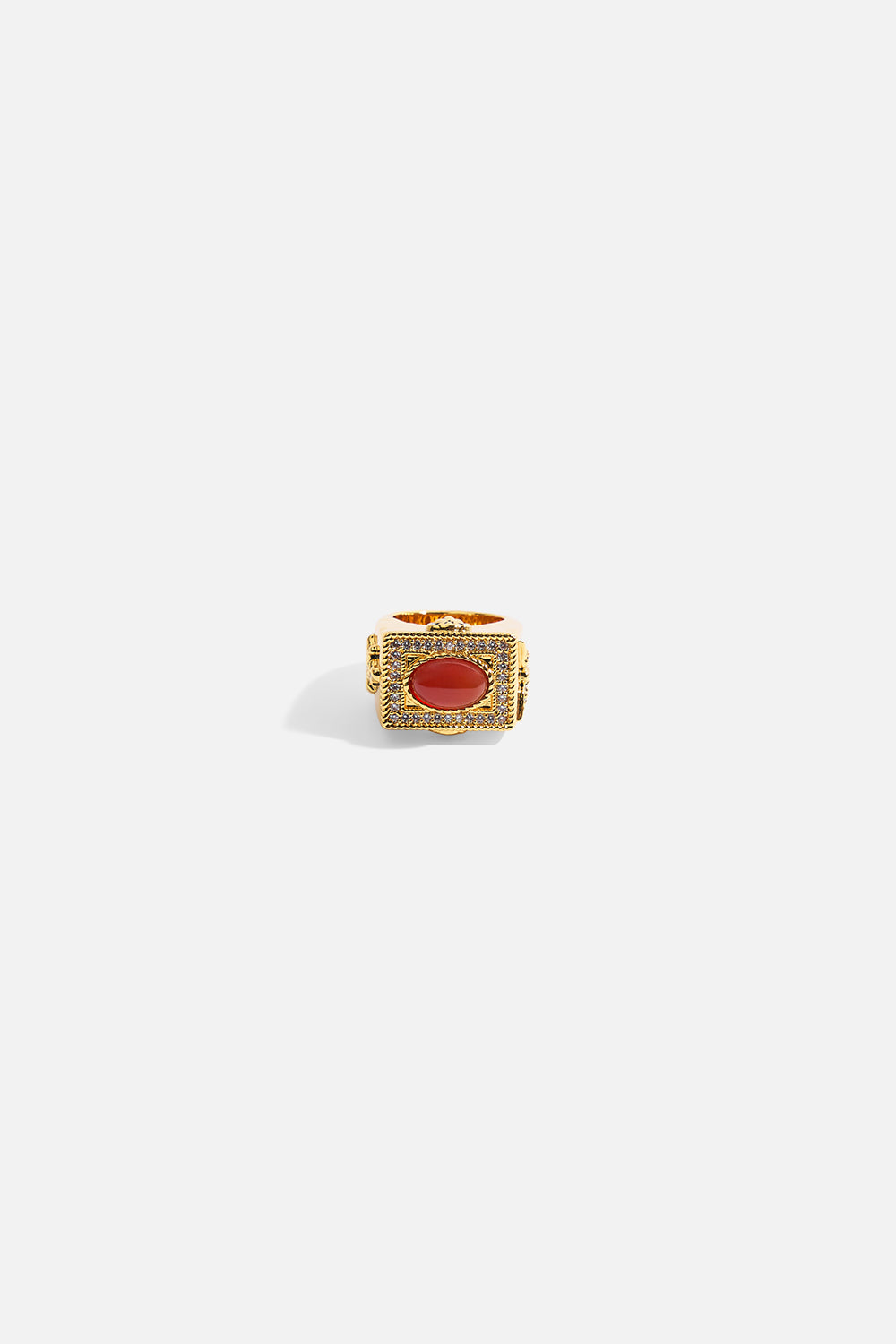 CAMILLA_00043403_A_SPANISH_STATEMENT_GEMSTONE_RING_GOLD_GHOST_2_ceb40eee-820f-41a5-a4be-d3dd934a39af