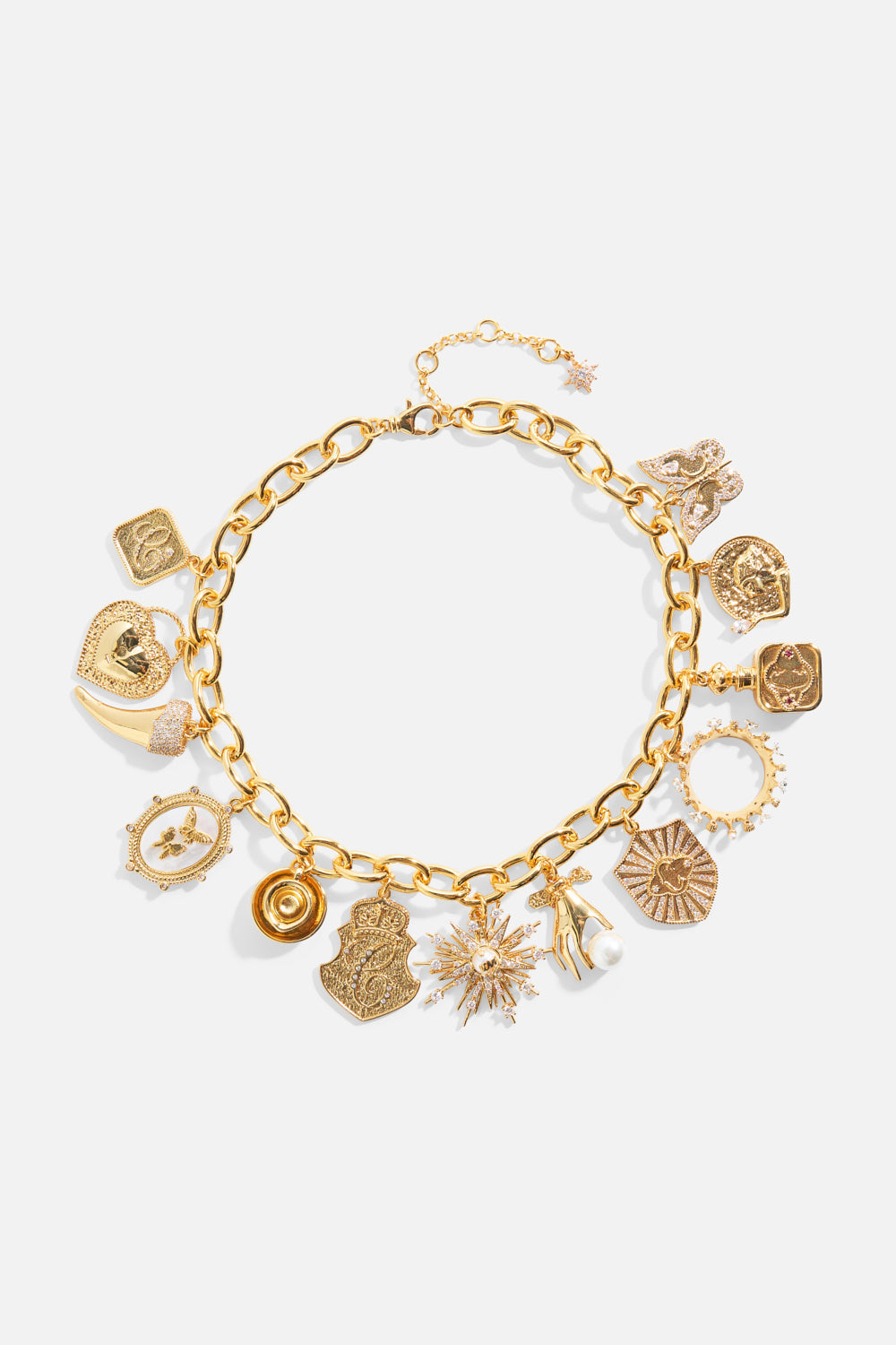 CAMILLA_00045303_HEIRLOOM_CHARM_NECKLACE_GOLD_GHOST_1_d2911dc3-6ddc-433c-ac2c-d2093b549883